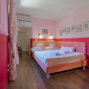 Ape Rosa Relais 2* Florencia