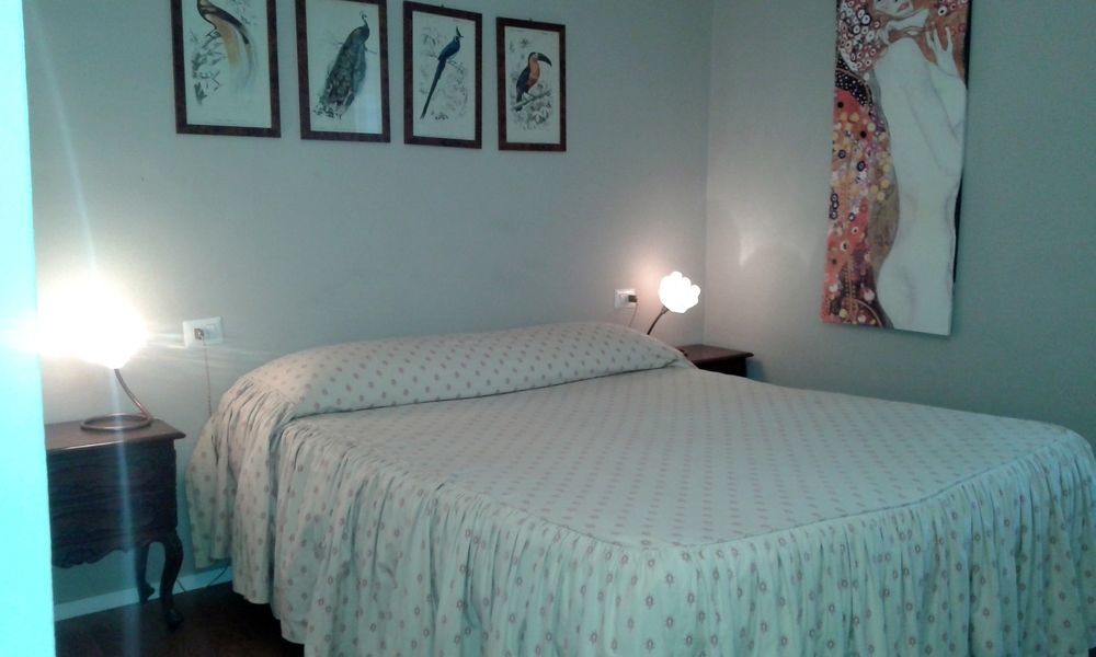 Ape Rosa Relais Florencia